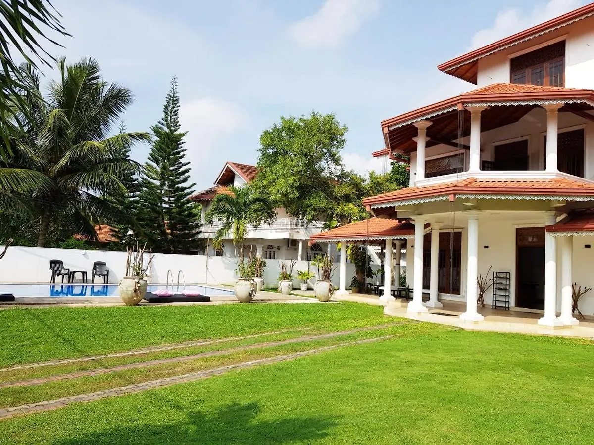 Guest house Dutch Palm Villa Negombo Sri Lanka