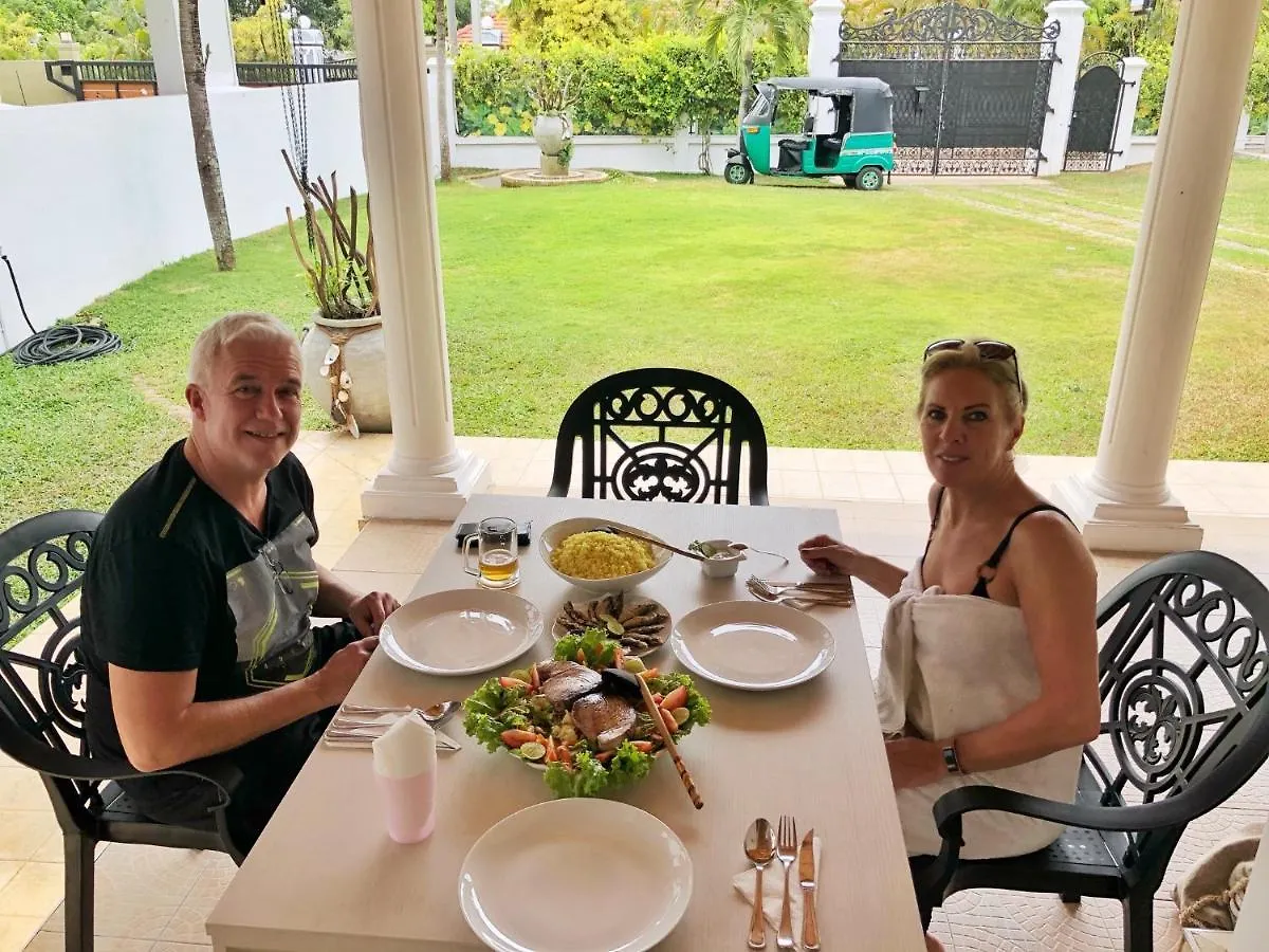 Dutch Palm Villa Negombo Guest house